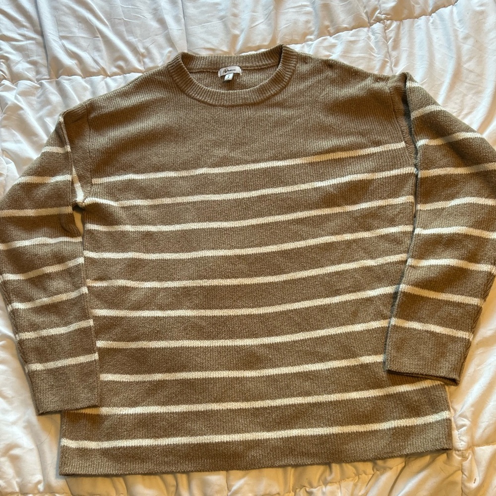 Reitmans Women’s Striped Crewneck Sweater - Beige & Cream